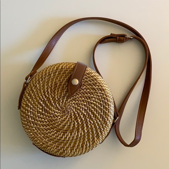Handbags - Round Rattan Purse
